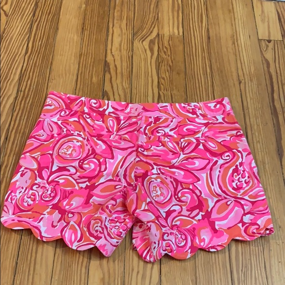 Worn Once! Lilly Pulitzer Sz 2 Buttercup Shorts - Picture 2 of 3